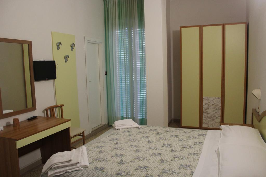 Hotel Santini Rímini Exterior foto