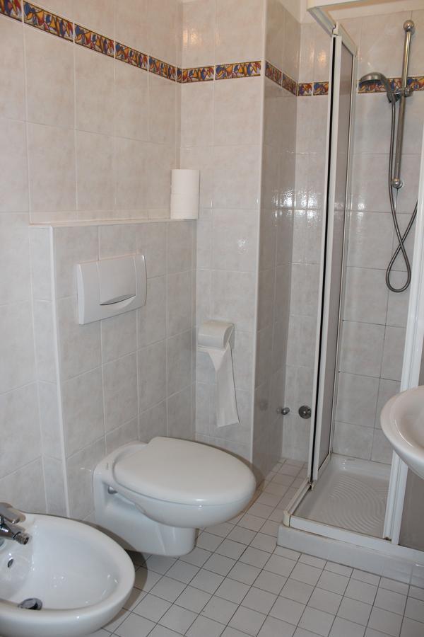 Hotel Santini Rímini Habitación foto